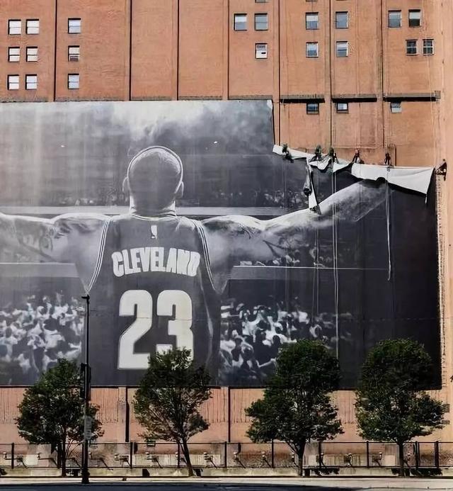 休斯顿火箭主场看比赛,火箭vs凯尔特人哈登进攻犯规