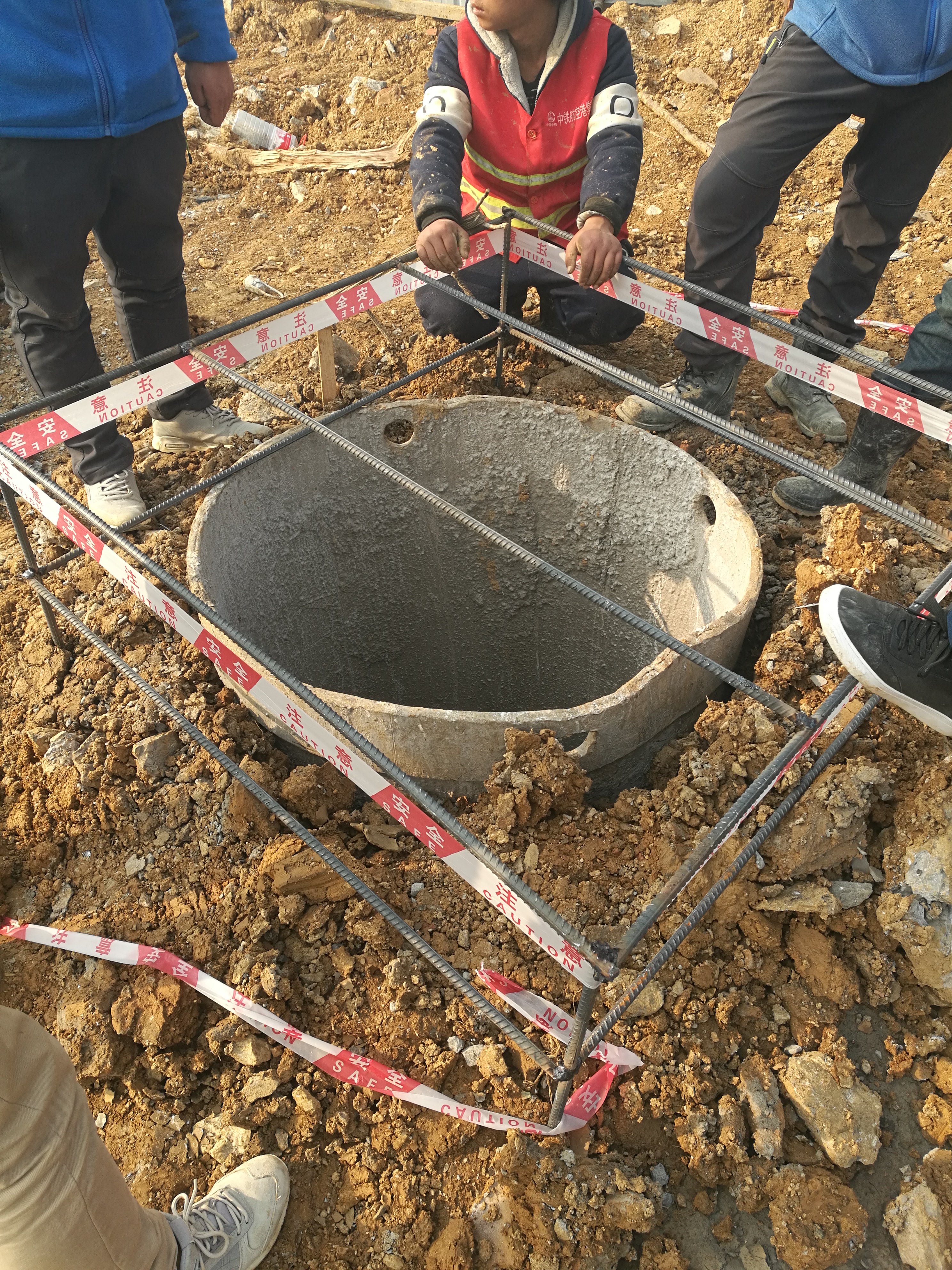 声测桩基检测,桩基声测是在破桩头前还是后