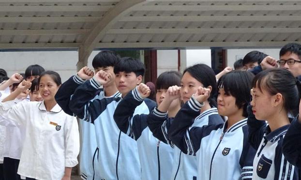 孩子考不上高中家长怎么选择,孩子考不上高中家长如何调整心态