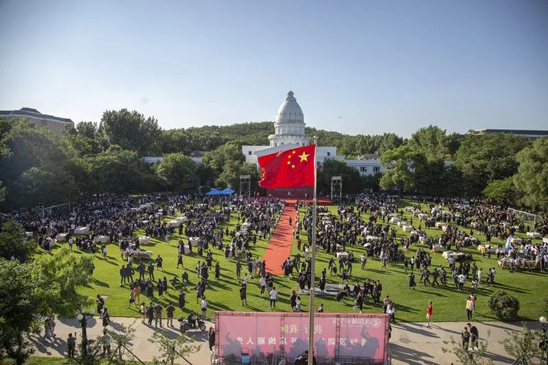 让那熟悉的旋律《绿岛》，带你我推开新学期的大门！