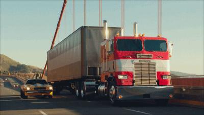 变形金刚6大黄蜂变形过程,变形金刚6大黄蜂擎天柱大战