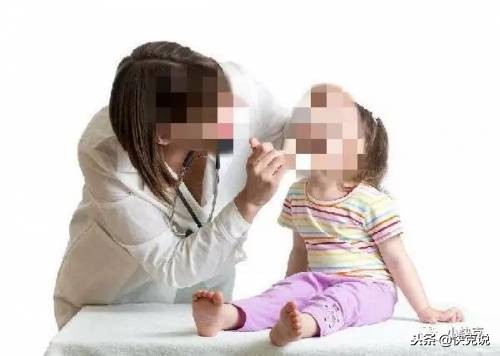 小孩流黄鼻涕一个月了怎么办,孩子流黄鼻涕一个月了怎么回事