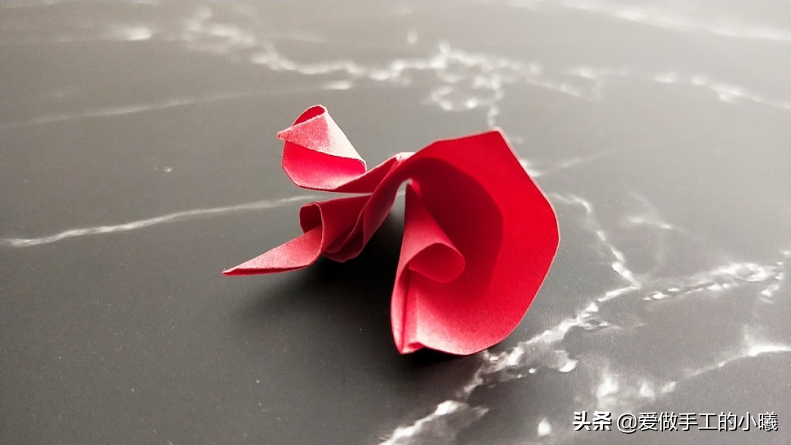 玫瑰花折纸图解,玫瑰花千纸鹤折纸图解