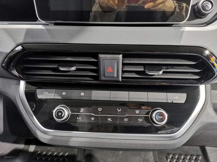 上汽跃进h300自动挡双排轻卡价格,跃进h300自动挡轻卡可靠性怎么样