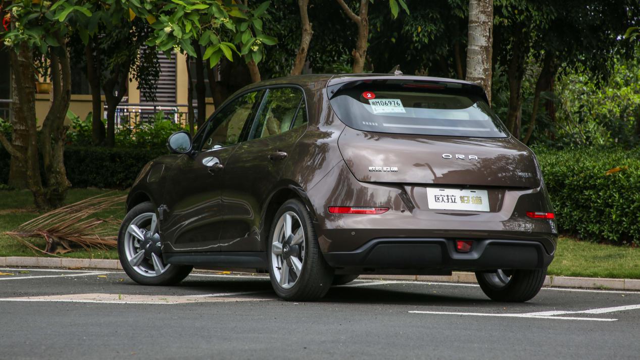 23款欧拉好猫顶配豪华版试驾,欧拉好猫经济实惠首选车型