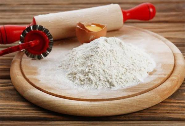 做菜生粉和淀粉的区别,生粉和淀粉的用途做菜一定要知道