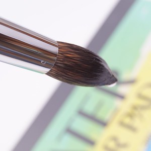 新手必看化妆刷的正确使用方法,新手化妆需要使用什么样的化妆刷