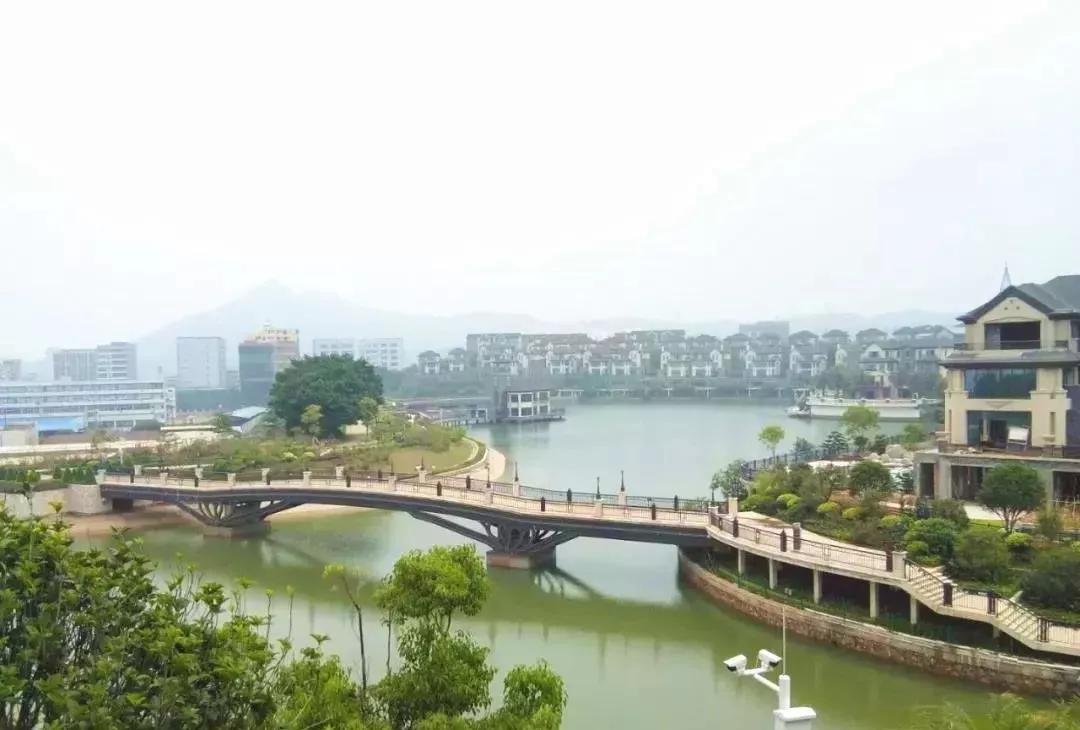 东莞莲湖山庄别墅楼盘,东莞莲湖山庄别墅最新推荐