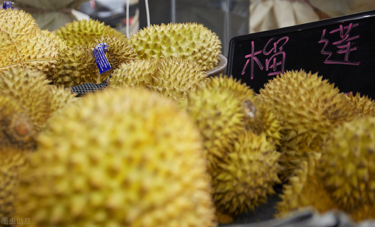 买榴莲开口好还是不开口,买榴莲新鲜的好还是冻过的好