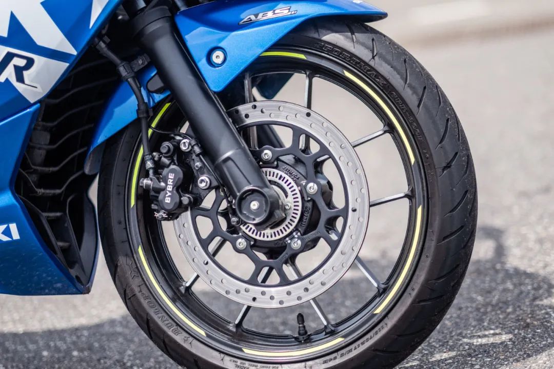 2020款全新铃木gixxer250sf,铃木gixxer250-sf