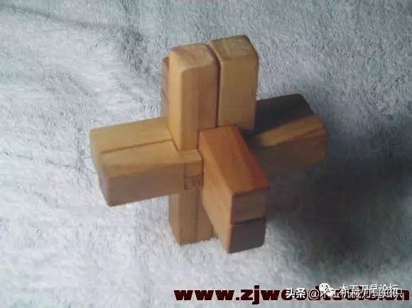 鲁班锁十角图解,鲁班锁三根拼法