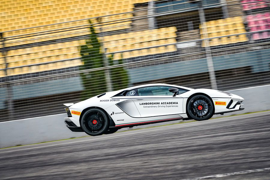 鍏板崥鍩哄凹urus瓒婇噹璧涢亾,鍏板崥鍩哄凹urus璧涢亾琛ㄧ幇