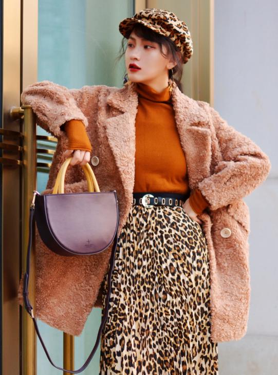 冬装新款泰迪熊保暖长袖外套,泰迪熊短款外套穿搭