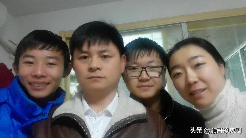 被周星驰看上的苏宁女快递员：春节不放假每天送百件