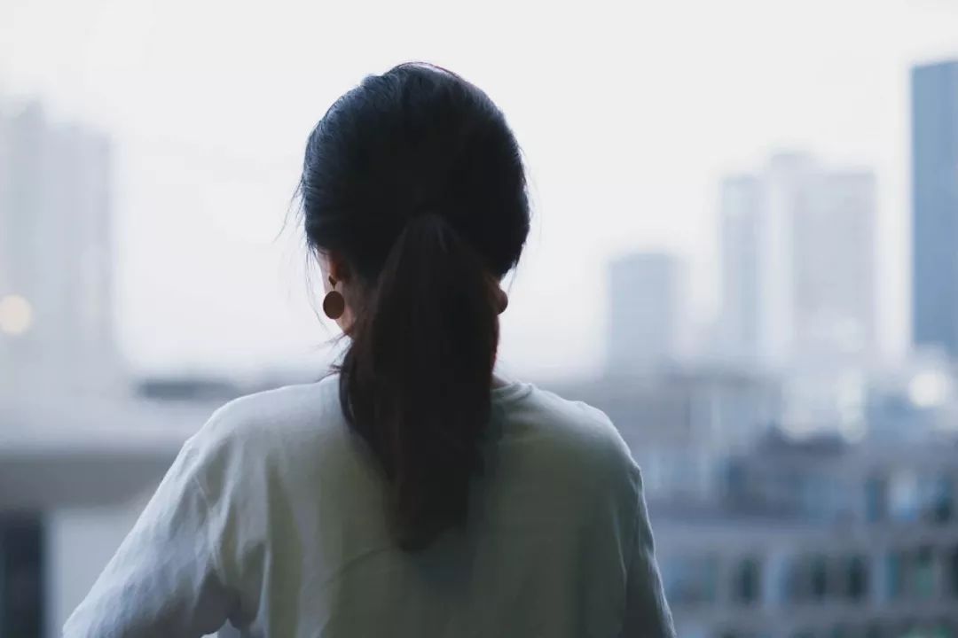 中年女人的崩溃就在一瞬间,中年女人的崩溃的瞬间