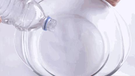 洗衣机衣服染色怎么洗掉妙招,红色的衣服染色怎么洗掉妙招