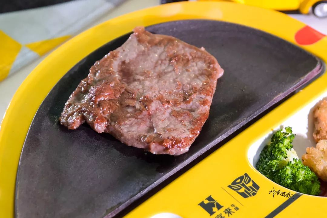 小汽车开上宝宝餐桌，妈妈再也不用烦恼宝宝不爱吃饭啦