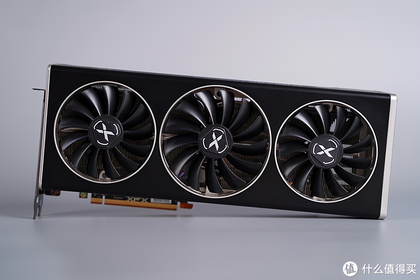 乔家一物:大号ITX装机分享,黑白美学的体现