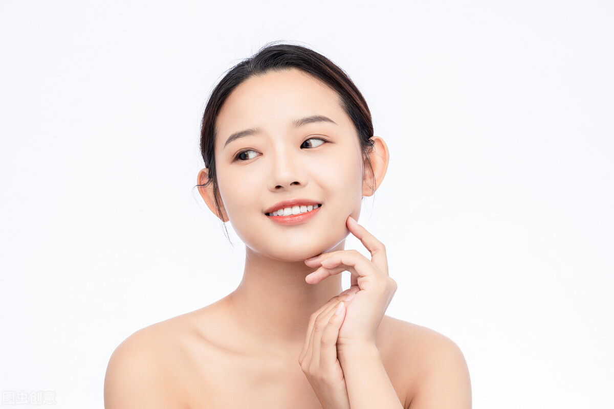 补水保湿面霜的正确使用方法,面霜护肤的正确步骤