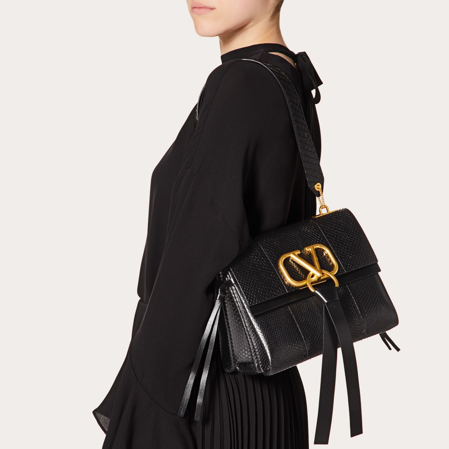 2020秋冬最流行的什么颜色的包包,2021秋冬包包流行款式