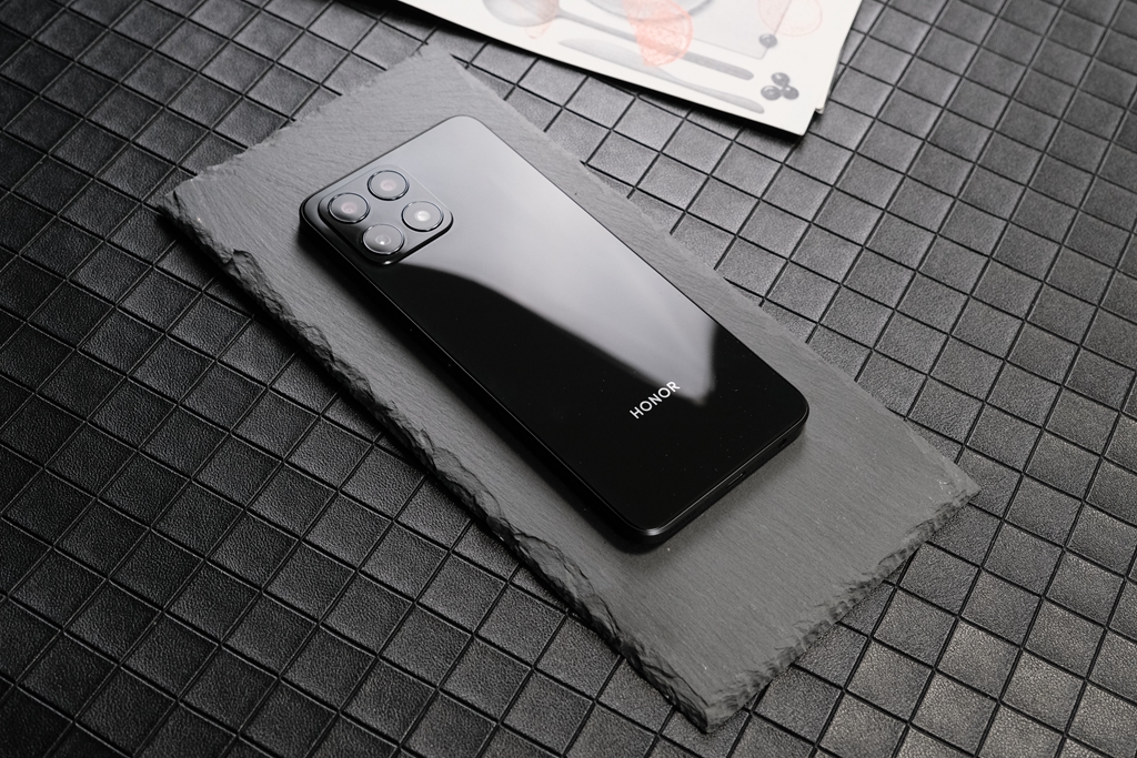 荣耀x30i是不是lcd屏幕,荣耀x307.09寸大屏手机