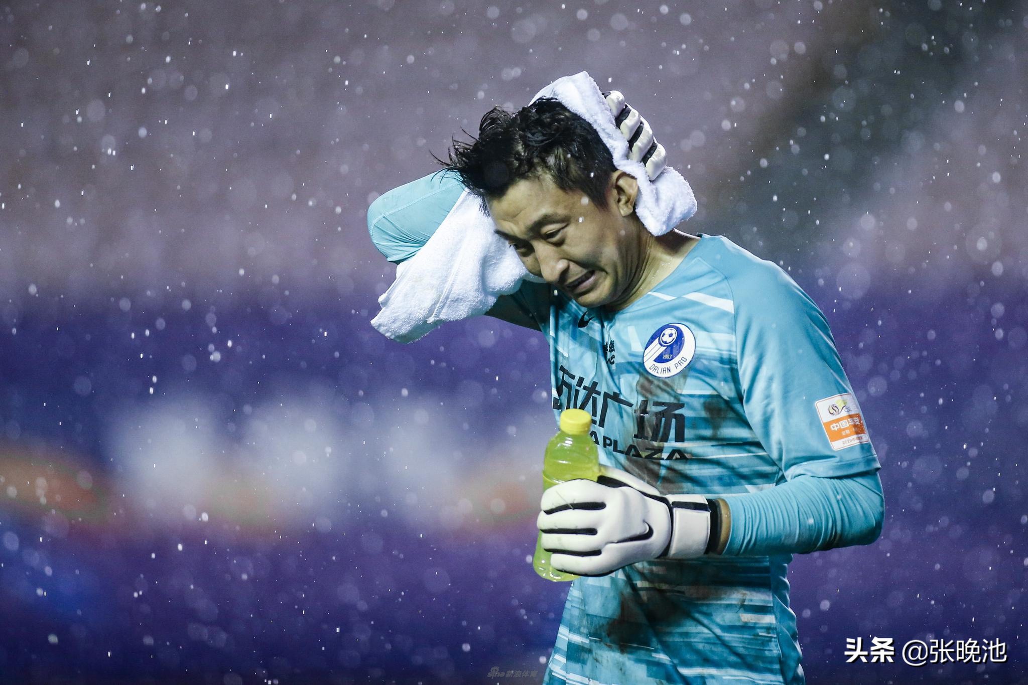 大连实德中超联赛目前排名,大连实德最后的首发11人今何在