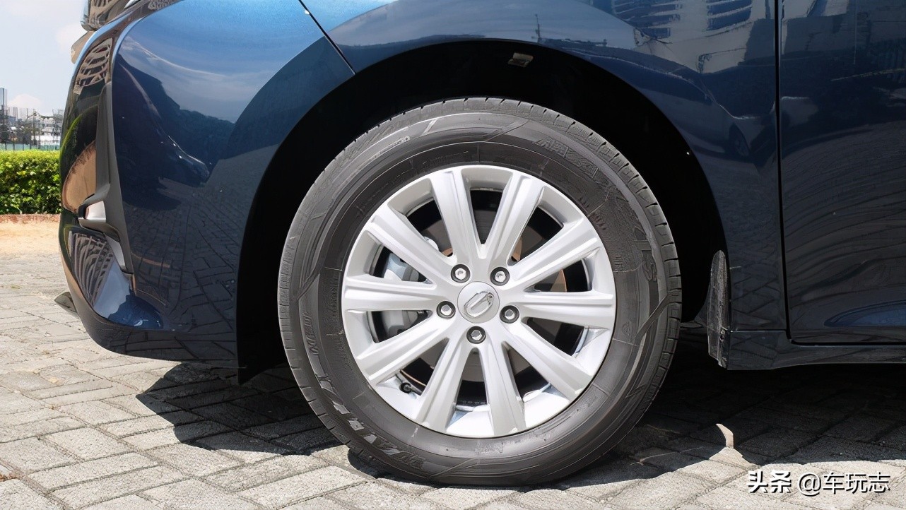 2016款广汽传祺ga6豪华版二手车,传祺ga6是什么