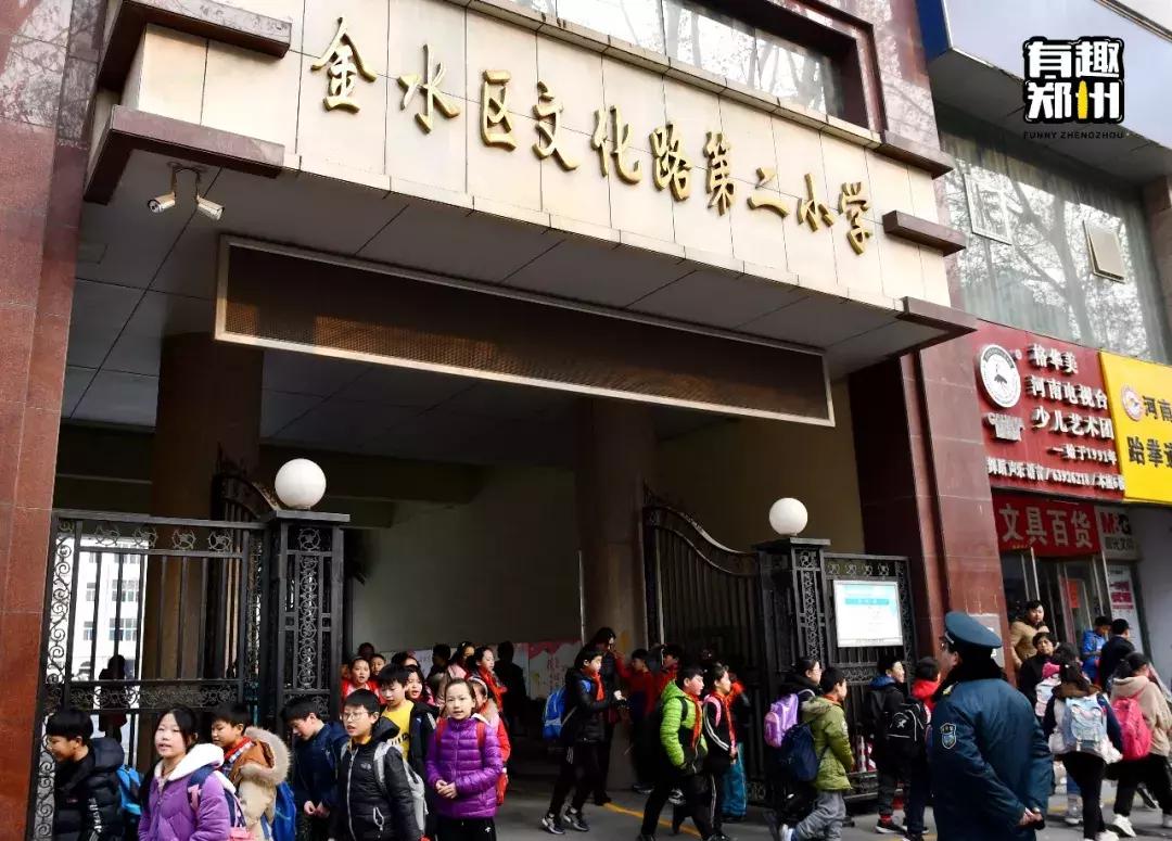 快被郑州遗忘的“建文”，是行政区人通向琐碎青春的任意门