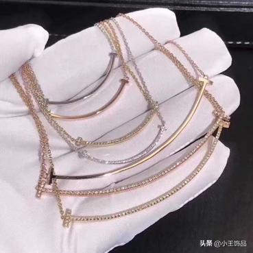 网红小笑脸项链,网红爆款微笑项链