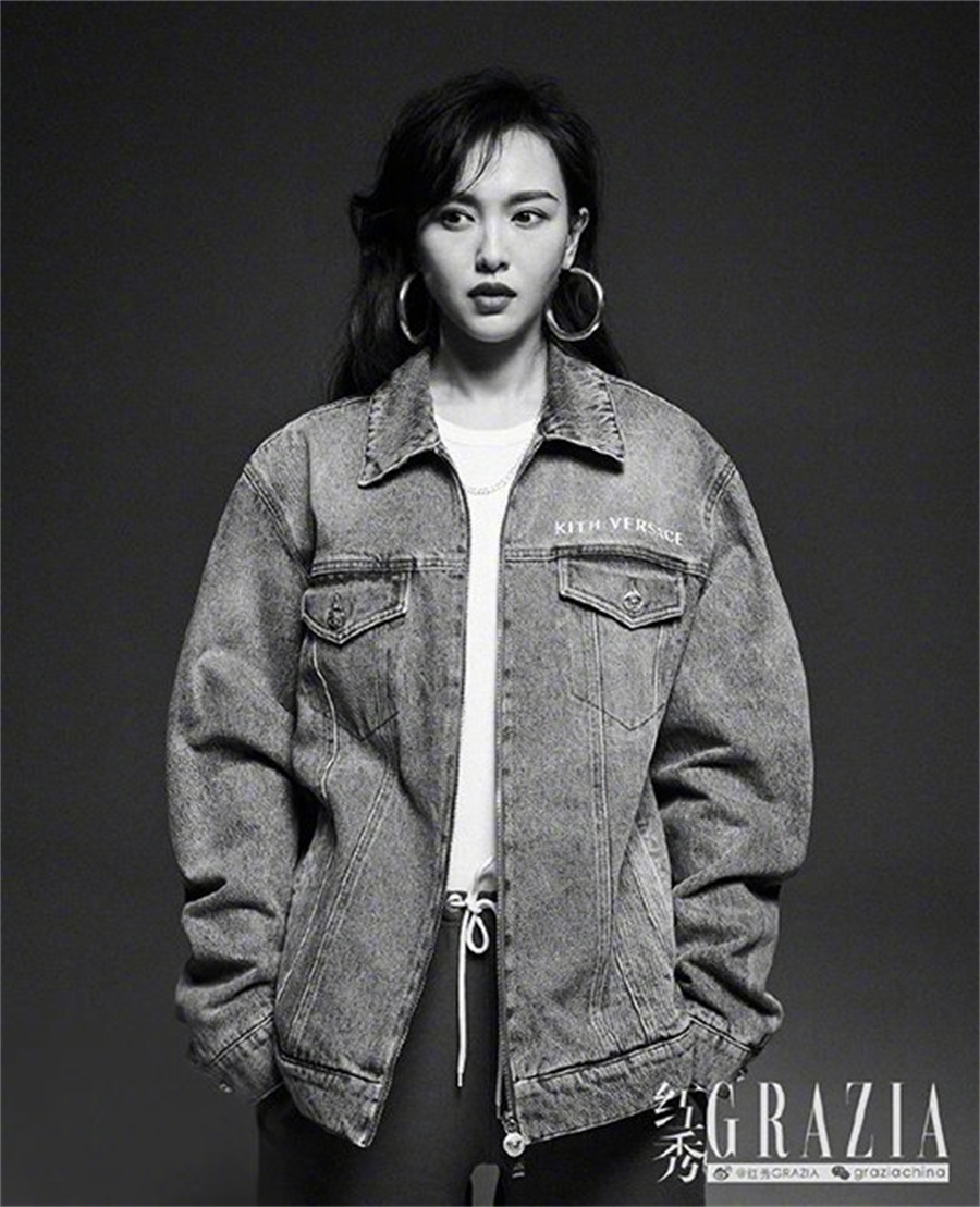 唐嫣粉色西装造型气场全开,难怪35岁的唐嫣穿衣风格惊艳