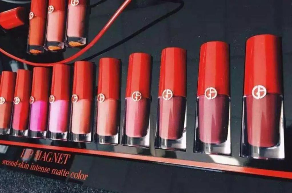 阿玛尼口红适合秋冬全部色号,秋冬皮肤黄用什么颜色的口红