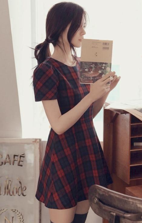 有一种“格子”叫“苏格兰风情”今年秋冬人手一件，女生们的最爱