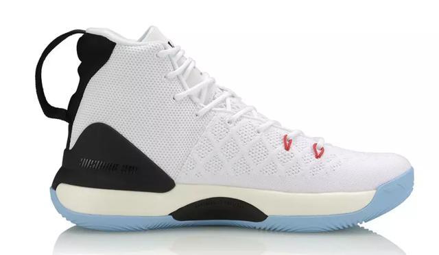 女生篮球手型,打篮球新手怎么选鞋