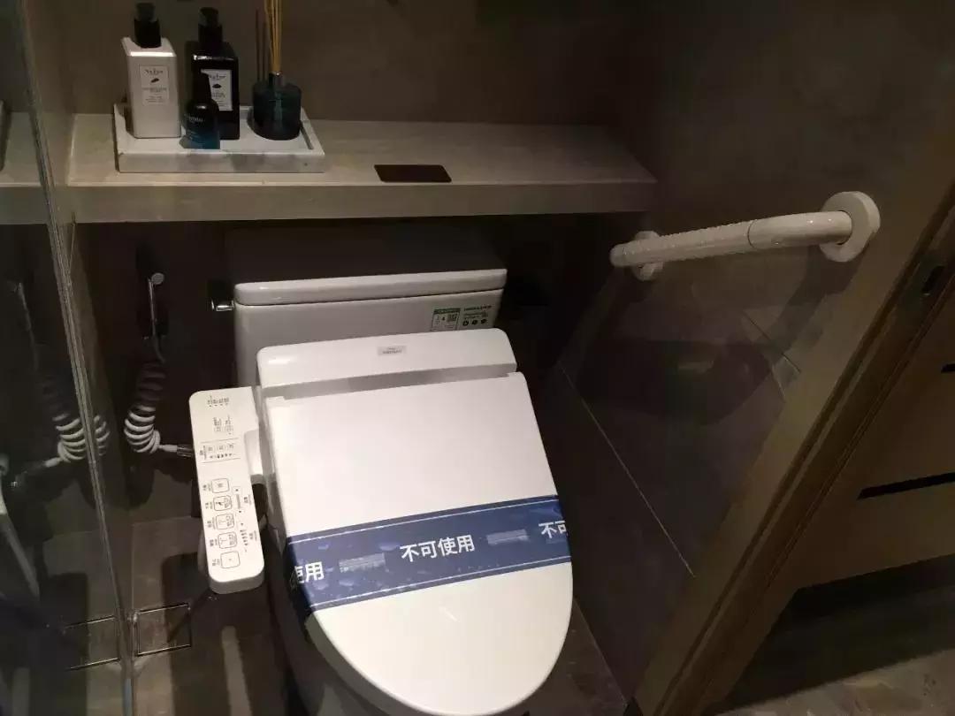 楼市火爆场面,房地产火爆活动现场