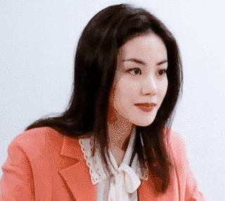 走在时髦前列的情歌天后，如今时尚圈流行的都是她玩剩下的？