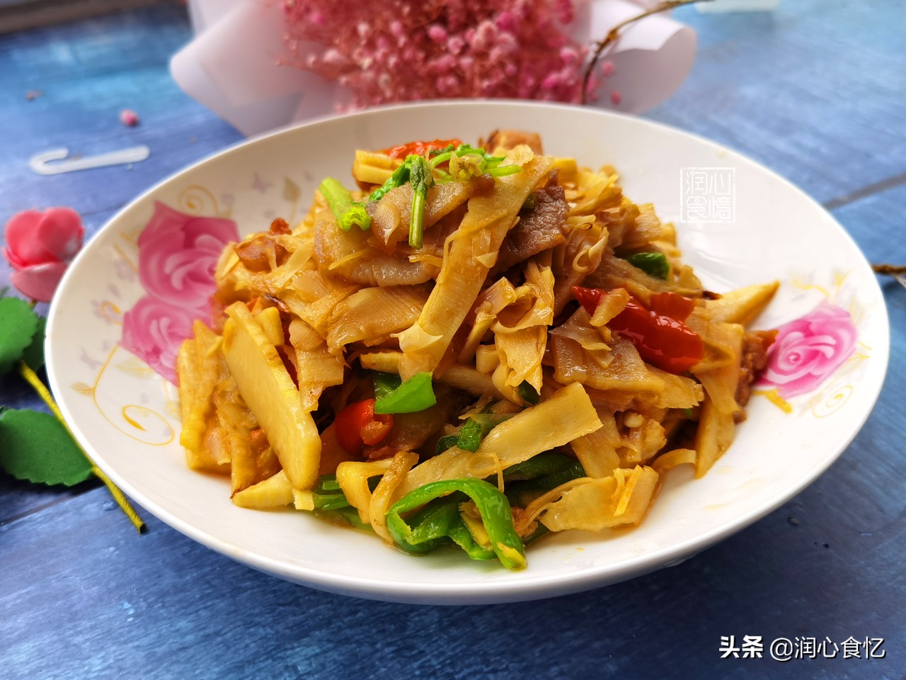 冬笋炒咸菜冬笋要不要焯水,冬笋炖鸡冬笋用不用先焯水