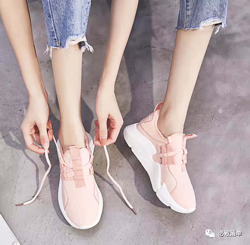 看着就很暖和的穿搭,这些短靴美到炸