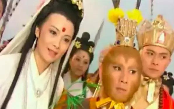 盘点令人尴尬无语的影视剧情,电影中那些最奇葩的剧情