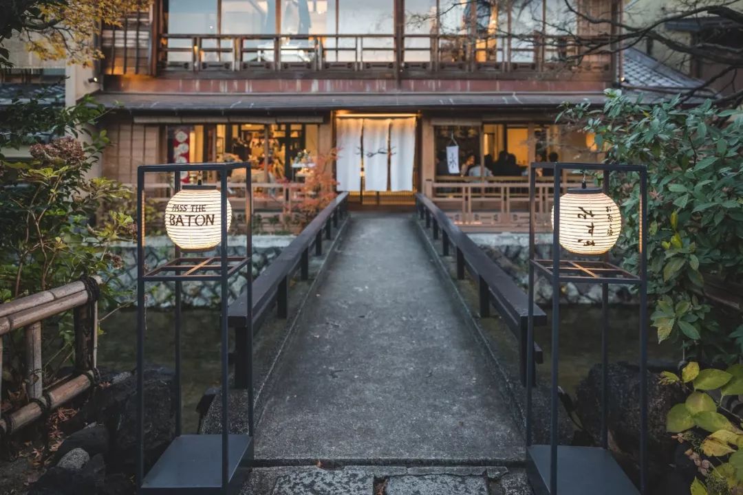 日式刨冰和雪花冰区别,日本的刨冰是什么样子的