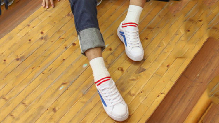 种草不悔！让歪果人疯抢的国货帆布鞋