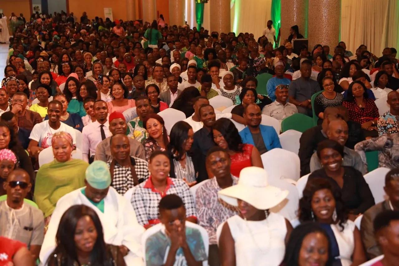 绿叶徐建成官方直播,绿叶科技集团董事长徐建成