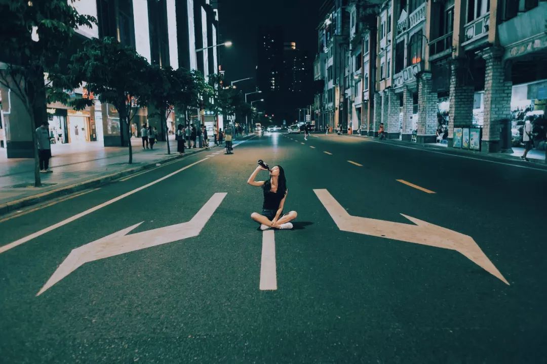 歌词中有相信的2019年抖音火歌,抖音最近突然火了的一句歌词