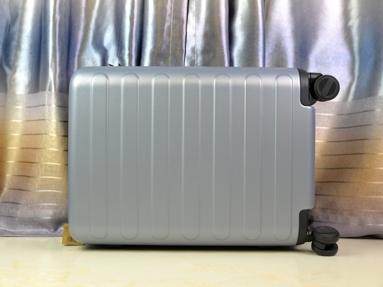 90分七道杠旅行箱体验：商旅两用，推拉更轻松