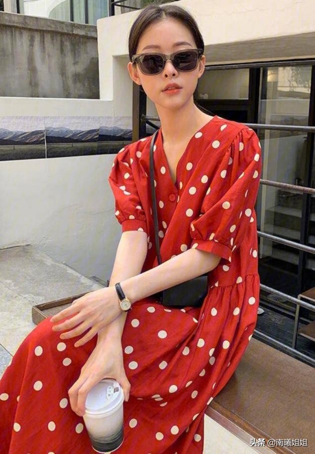 腰粗屁股大的女人适合穿什么裤子,腰粗屁股大穿什么裙子好看