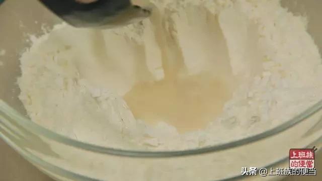 煎饼的简单做法没有鸡蛋怎么办,这样做煎饼全家都爱吃