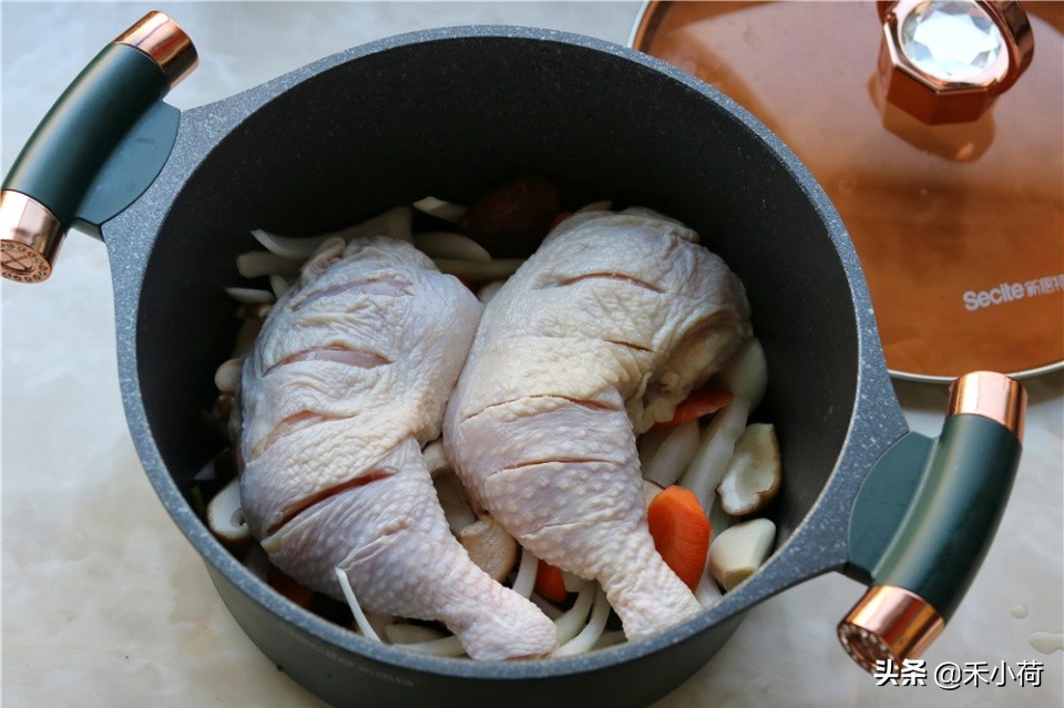 懒人鸡腿焖饭电饭煲做法,不用烤箱做鸡腿最简单的做法