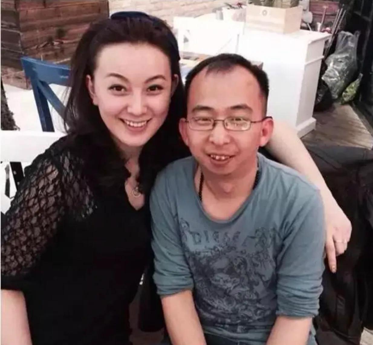 四大丑男演员娶四大美女,最丑男演员娶漂亮老婆