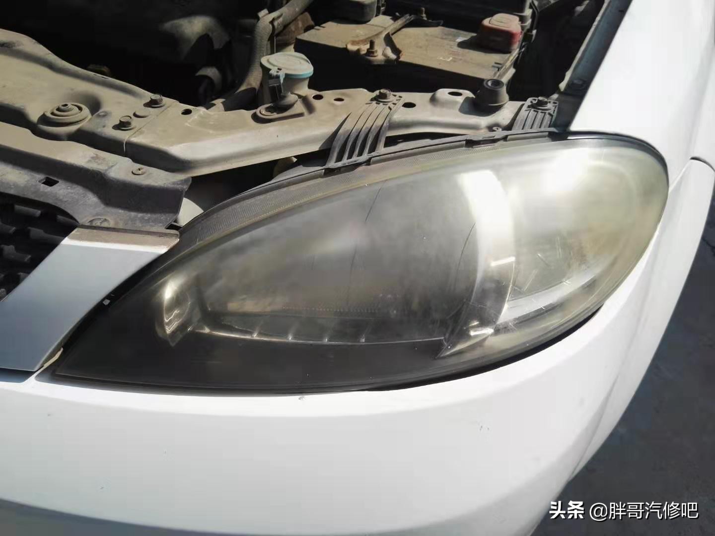 上海汽车大灯漏水去哪里修,大灯发黄了怎么处理