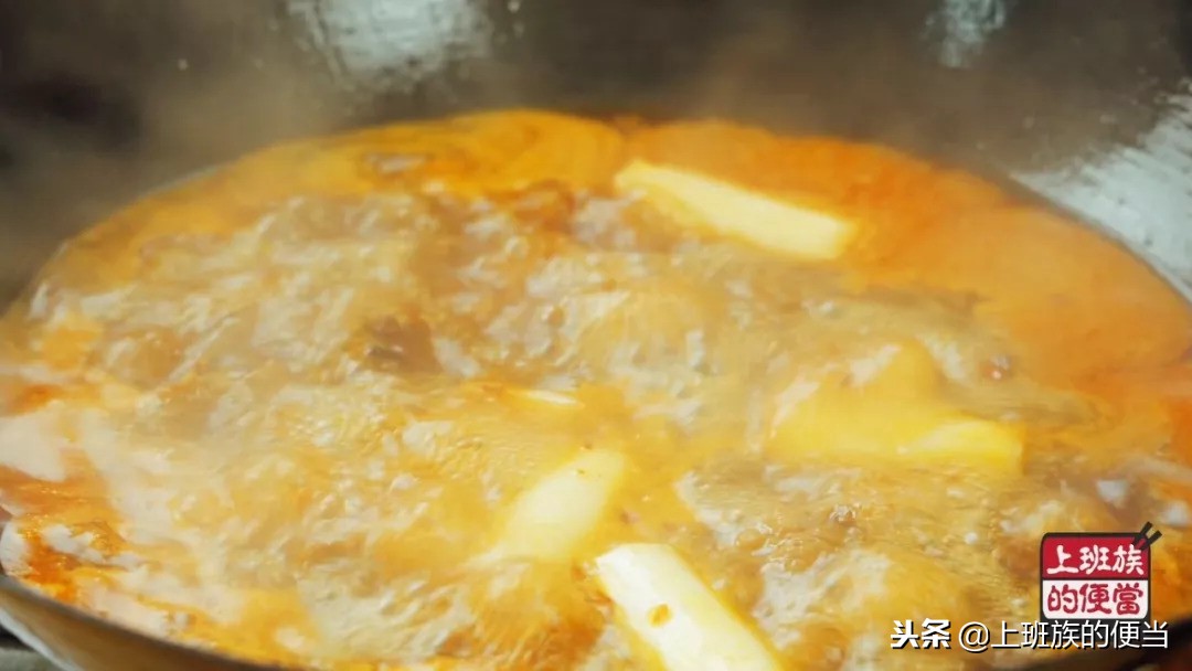 面条最好吃的做法，大口吃肉大口喝汤，比面馆里的过瘾多了！