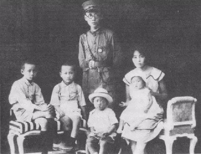 郭沫若刘昌潮郑板桥,郭沫若水调歌头1976全文